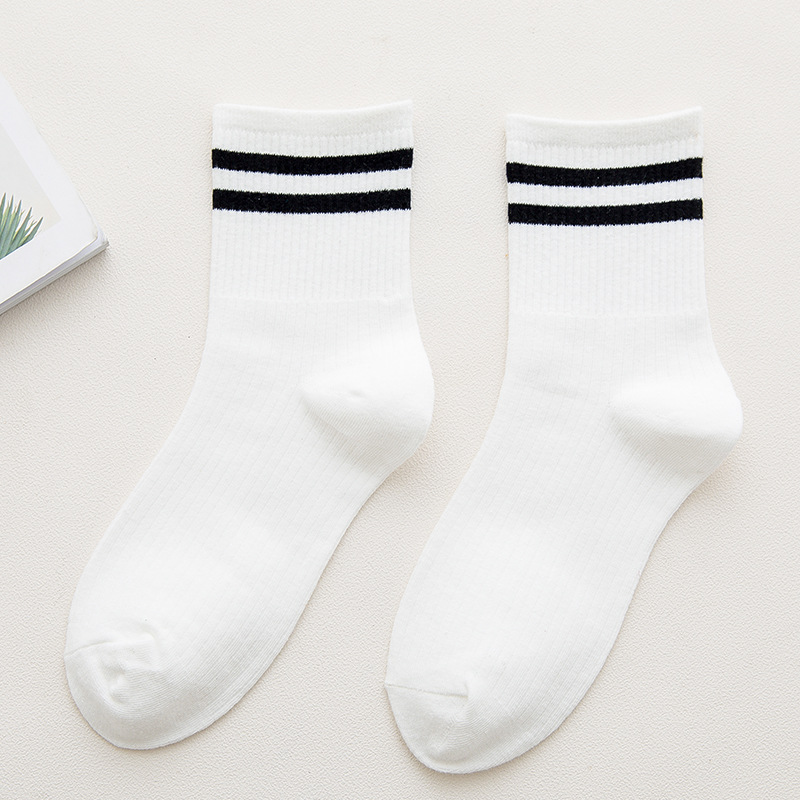 Ms. Winter Wind Cotton Socks In Tube Socks Cotton School Of Striped Socks Wholesale Parallel Bars